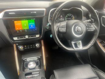 MG MG ZS EXCLUSIVE