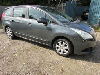 Peugeot 5008 HDI ACTIVE