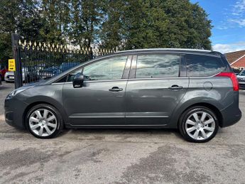 Peugeot 5008 1.6 BlueHDi Allure MPV 5dr Diesel ETG Euro 6 (s/s) (120 ps)