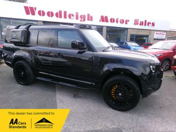 Land Rover Defender X-DYNAMIC SE