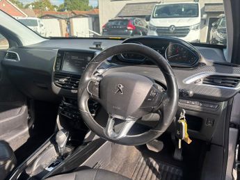Peugeot 2008 1.2 PureTech Allure SUV 5dr Petrol EAT Euro 6 (s/s) (110 ps)