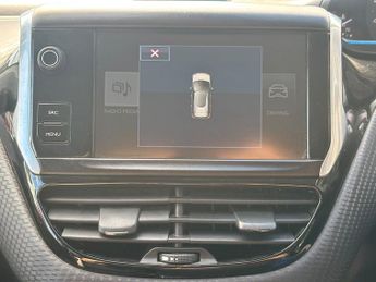 Peugeot 2008 1.2 PureTech Allure SUV 5dr Petrol EAT Euro 6 (s/s) (110 ps)