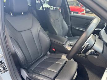 BMW 320i M SPORT