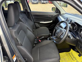 Suzuki Swift 1.2 Dualjet MHEV SZ5 Hatchback 5dr Petrol Hybrid Manual ALLGRIP 