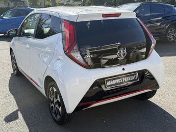 Toyota Aygo VVT-I X-TREND X-SHIFT