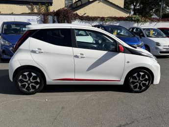 Toyota Aygo VVT-I X-TREND X-SHIFT