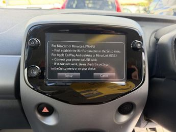 Toyota Aygo VVT-I X-TREND X-SHIFT