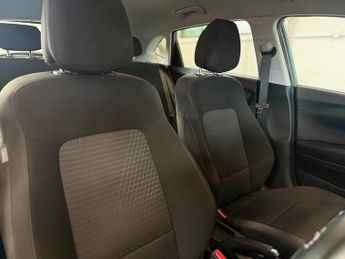 Hyundai i20 1.0 T-GDi MHEV SE Connect Hatchback 5dr Petrol Hybrid DCT Euro 6