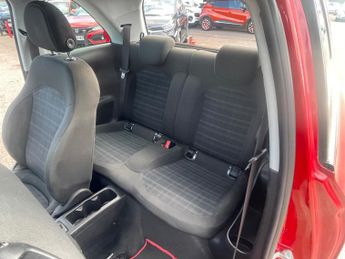 Vauxhall Adam GLAM