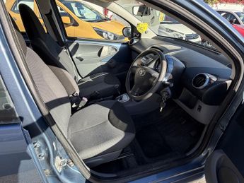 Toyota Aygo VVT-I BLUE