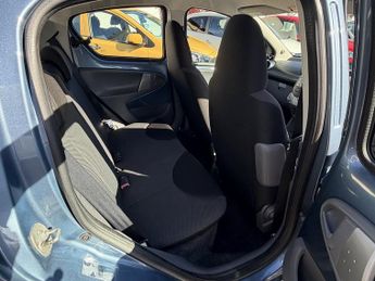Toyota Aygo VVT-I BLUE