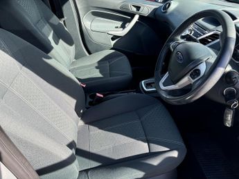 Ford Fiesta TITANIUM