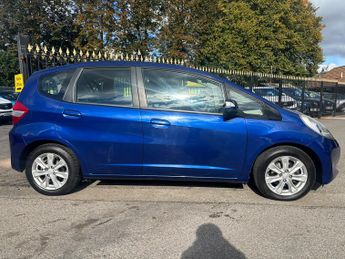 Honda Jazz 1.4 i-VTEC ES Hatchback 5dr Petrol CVT Euro 5 (99 ps)