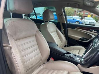 Vauxhall Insignia 2.0 CDTi Elite Nav Sports Tourer 5dr Diesel Auto Euro 5 (163 ps)