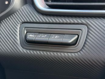 Renault Clio 1.6 E-TECH RS Line Hatchback 5dr Petrol Hybrid Auto Euro 6 (s/s)