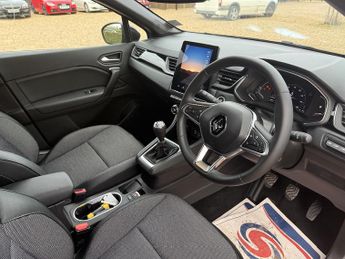 Renault Captur 1.0 TCe Rive Gauche SE SUV 5dr Petrol Manual Euro 6 (s/s) (90 ps