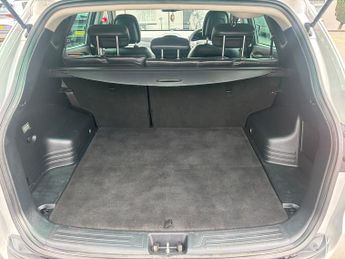 Hyundai ix35 2.0 CRDi Premium SUV 5dr Diesel Manual 4WD Euro 5 (134 bhp)