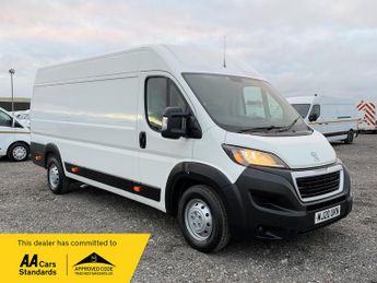 Peugeot Boxer 2.2 BlueHDi 435 Professional Panel Van 5dr Diesel Manual L4 H2 E