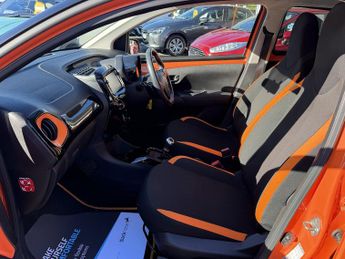 Toyota Aygo VVT-I X-CITE X-SHIFT