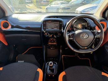 Toyota Aygo VVT-I X-CITE X-SHIFT