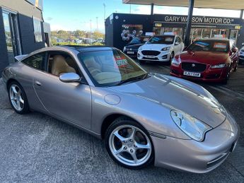 Porsche 911 TARGA