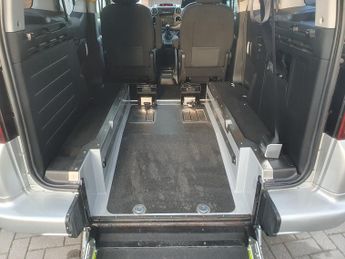  WAV WHEELCHAIR ACCESS VEHICLE