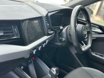 Audi A1 1.0 TFSI 25 Black Edition Sportback S Tronic Euro 6 (s/s) 5dr