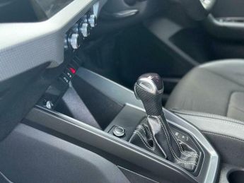 Audi A1 1.0 TFSI 25 Black Edition Sportback S Tronic Euro 6 (s/s) 5dr