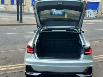 Audi A1 1.0 TFSI 25 Black Edition Sportback S Tronic Euro 6 (s/s) 5dr