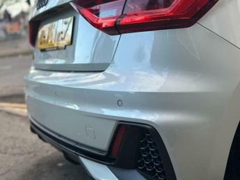 Audi A1 1.0 TFSI 25 Black Edition Sportback S Tronic Euro 6 (s/s) 5dr