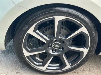 Audi A1 1.0 TFSI 25 Black Edition Sportback S Tronic Euro 6 (s/s) 5dr