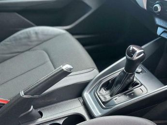 Audi A1 1.0 TFSI 25 Black Edition Sportback S Tronic Euro 6 (s/s) 5dr