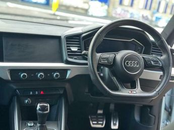 Audi A1 1.0 TFSI 25 Black Edition Sportback S Tronic Euro 6 (s/s) 5dr