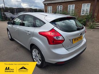 Ford Focus 1.6 Titanium Navigator Hatchback 5dr Petrol Powershift Euro 5 (1