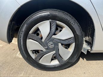 Honda Fit 1.5 L Hybrid Auto 5dr