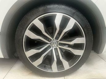 Volkswagen Tiguan 2.0 BiTDI BlueMotion Tech R-Line DSG 4Motion Euro 6 (s/s) 5dr