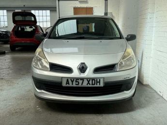 Renault Clio 1.6 VVT Expression 5dr