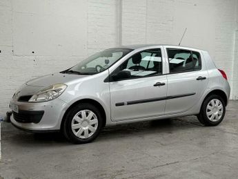Renault Clio 1.6 VVT Expression 5dr