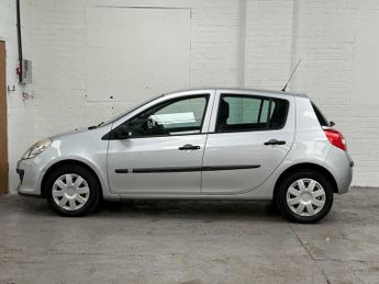 Renault Clio 1.6 VVT Expression 5dr