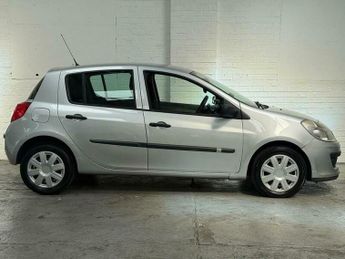 Renault Clio 1.6 VVT Expression 5dr