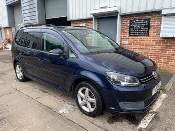 Volkswagen Touran 1.4 TSI Comfortline 7 Seater