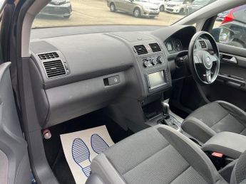 Volkswagen Touran 1.4 TSI Comfortline 7 Seater