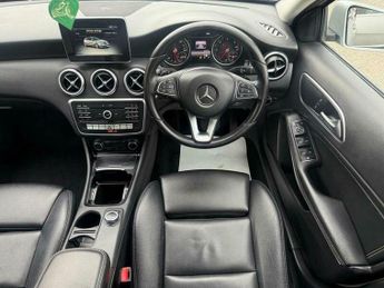 Mercedes-Benz A Class 1.5 A180d SE 7G-DCT Euro 6 (s/s) 5dr