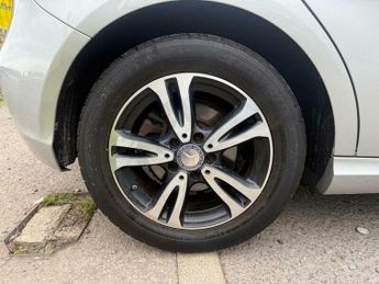 Mercedes-Benz A Class 1.5 A180d SE 7G-DCT Euro 6 (s/s) 5dr