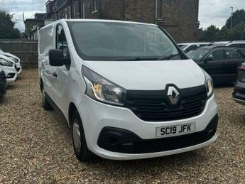 Renault Trafic 1.6 dCi 27 Business+ SWB Standard Roof Euro 6 5dr