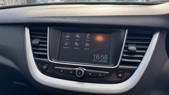 Vauxhall Grandland X 1.6 Turbo D BlueInjection SE SUV 5dr Diesel Auto Euro 6 (s/s) (1