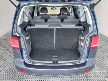 Volkswagen Touran 1.6 TDI SE DSG Euro 5 5dr