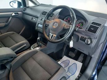 Volkswagen Touran 1.6 TDI SE DSG Euro 5 5dr