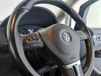 Volkswagen Touran 1.6 TDI SE DSG Euro 5 5dr