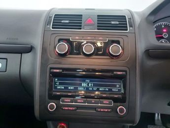 Volkswagen Touran 1.6 TDI SE DSG Euro 5 5dr